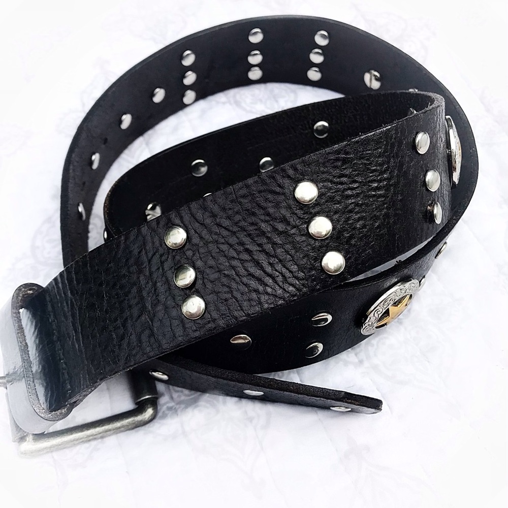 Black leather hand studded belt, Texas star, boho - Picture 2 of 7
